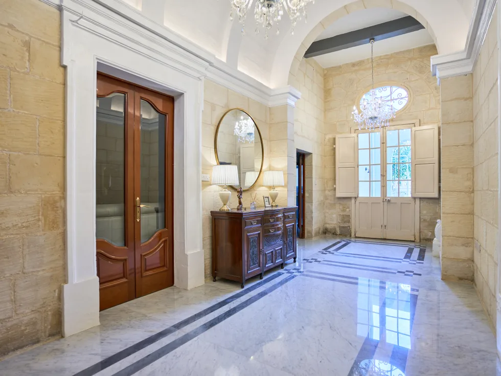 6 bed Town House For Sale in Santa Venera, Santa Venera - thumb 2