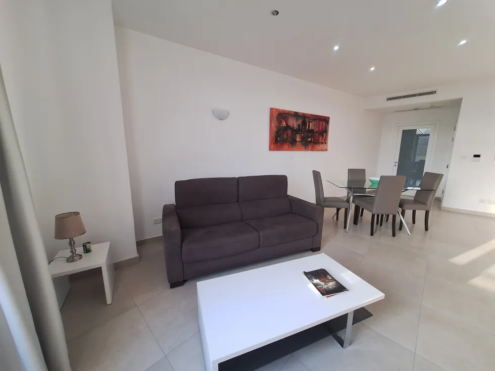 2 bed Apartment For Rent in Kalkara, Kalkara - thumb 4