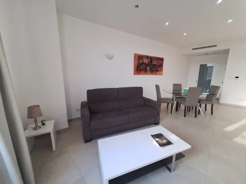 2 bed Apartment For Rent in Kalkara, Kalkara - thumb 4