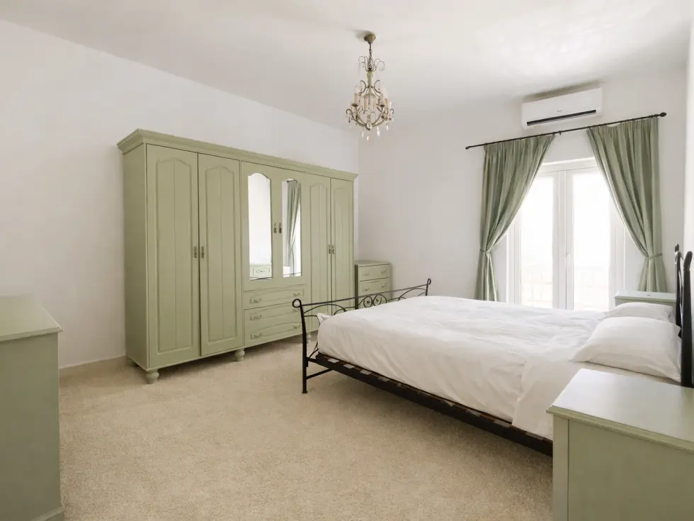 3 bed Apartment For Sale in St Julian's, St Julian's - thumb 7