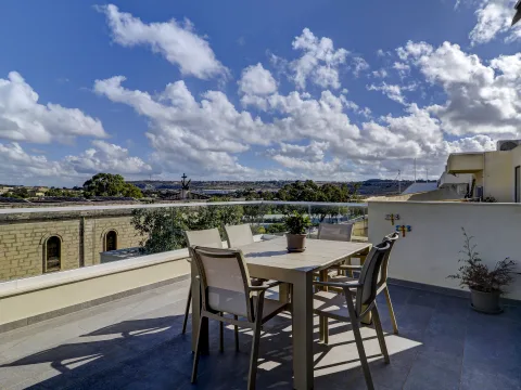 3 bed Apartment For Sale in Burmarrad, Burmarrad - thumb 1