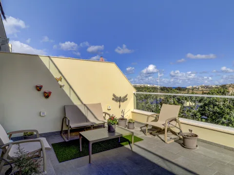 3 bed Apartment For Sale in Burmarrad, Burmarrad - thumb 2