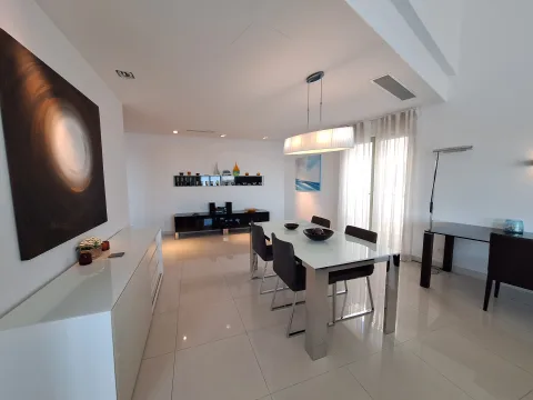 2 bed Apartment For Rent in Sliema, Sliema - thumb 9