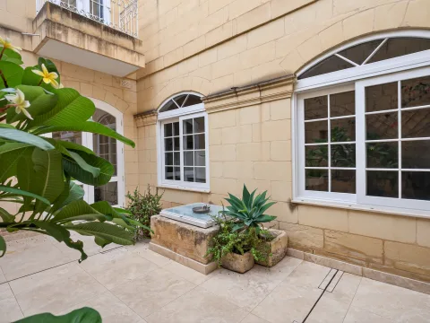 5 bed Town House For Sale in Naxxar, Naxxar - thumb 21