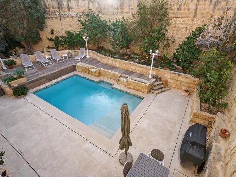 5 bed Town House For Sale in Naxxar, Naxxar - thumb 24