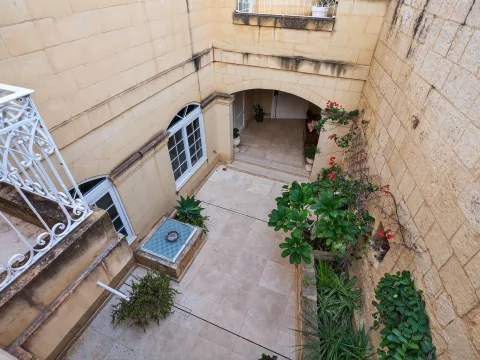5 bed Town House For Sale in Naxxar, Naxxar - thumb 31
