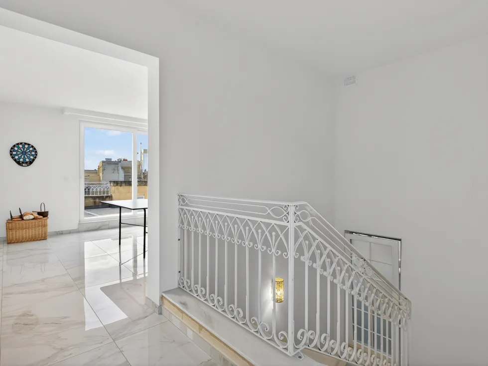 5 bed Town House For Sale in Naxxar, Naxxar - thumb 37