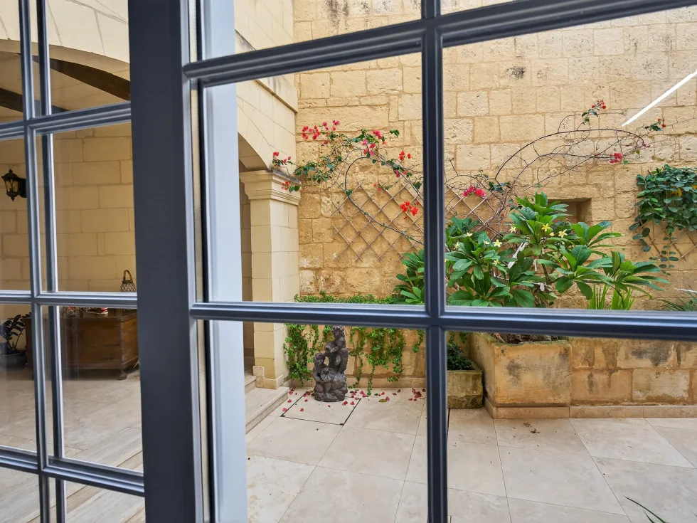5 bed Town House For Sale in Naxxar, Naxxar - thumb 6