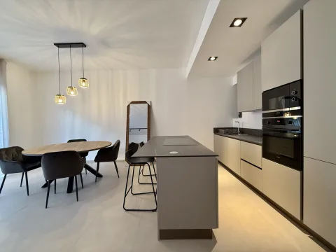 2 bed Apartment For Rent in Pembroke, Pembroke - thumb 2