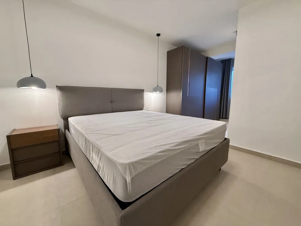 2 bed Apartment For Rent in Pembroke, Pembroke - thumb 5