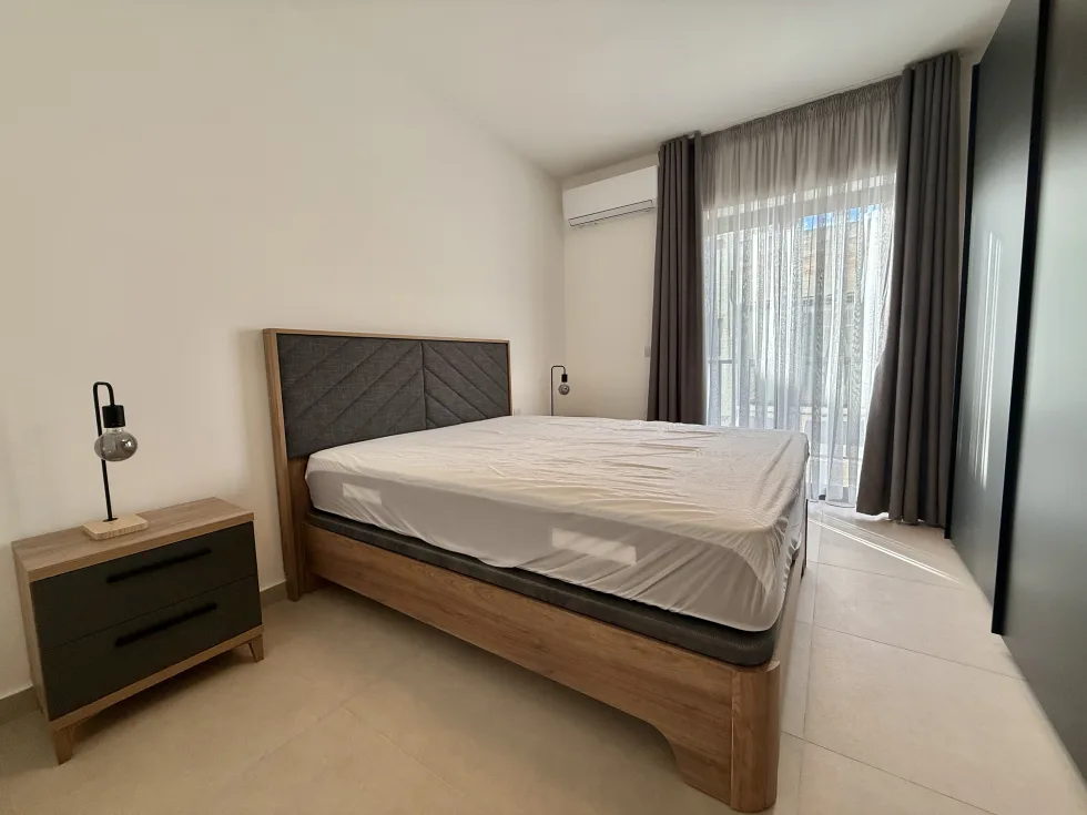 2 bed Apartment For Rent in Pembroke, Pembroke - thumb 5