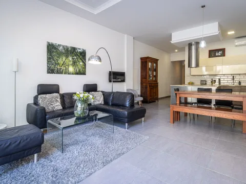 3 bed Town House For Sale in Sliema, Sliema - thumb 6