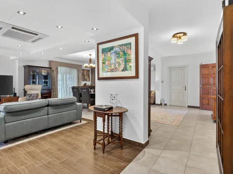 5 bed Villa For Sale in Mellieha, Mellieha - thumb 2