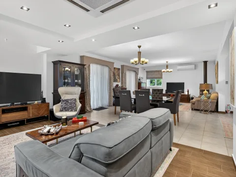 5 bed Villa For Sale in Mellieha, Mellieha - thumb 6