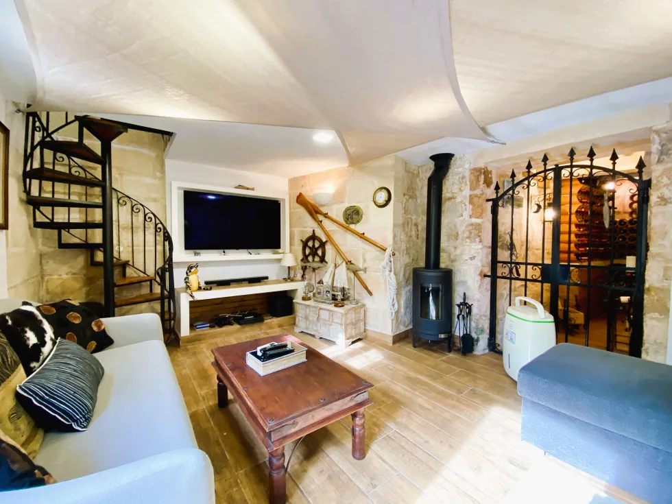 3 bed House of Character For Sale in Naxxar, Naxxar - thumb 5