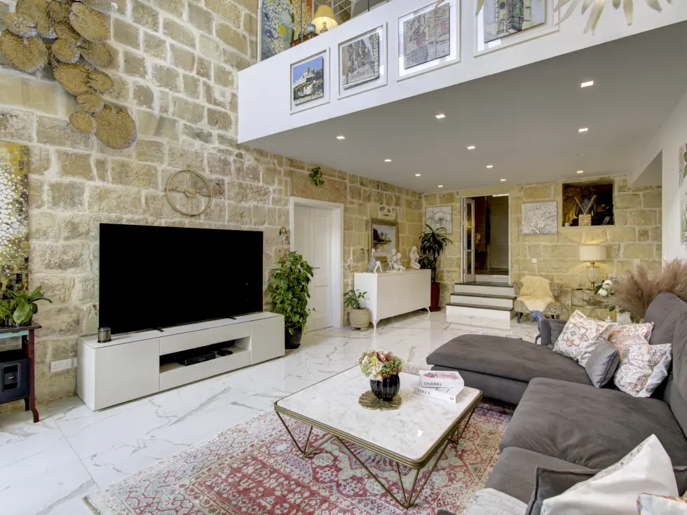 3 bed House of Character For Sale in Qrendi, Qrendi - thumb 1