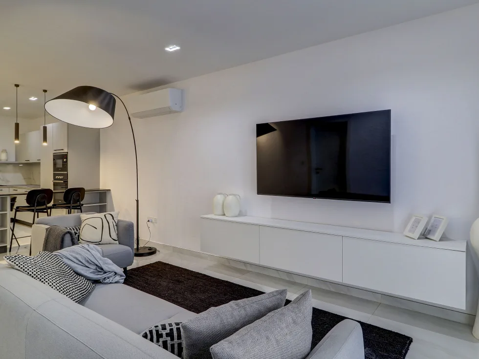 2 bed Apartment For Sale in Qawra, Qawra - thumb 4