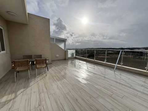 3 bed Penthouse For Rent in Mosta, Mosta - thumb 1