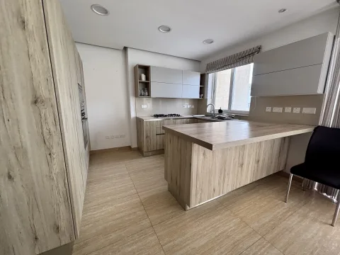 3 bed Penthouse For Rent in Mosta, Mosta - thumb 8