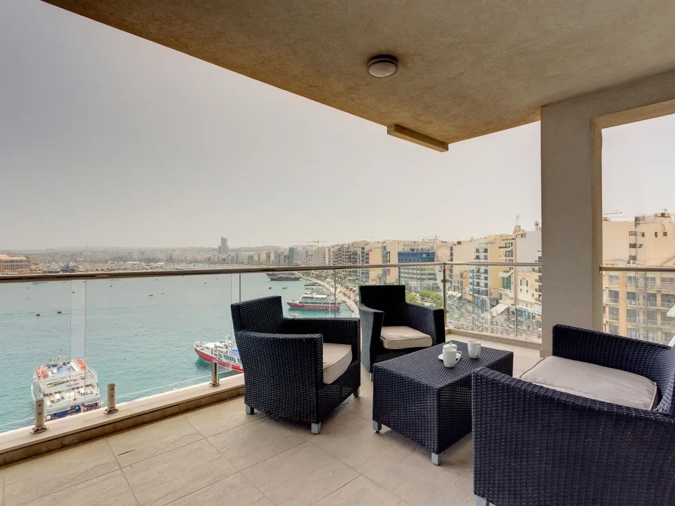 3 bed Apartment For Rent in Sliema, Sliema - thumb 1