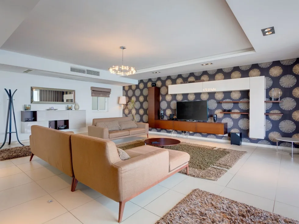 3 bed Apartment For Rent in Sliema, Sliema - thumb 11