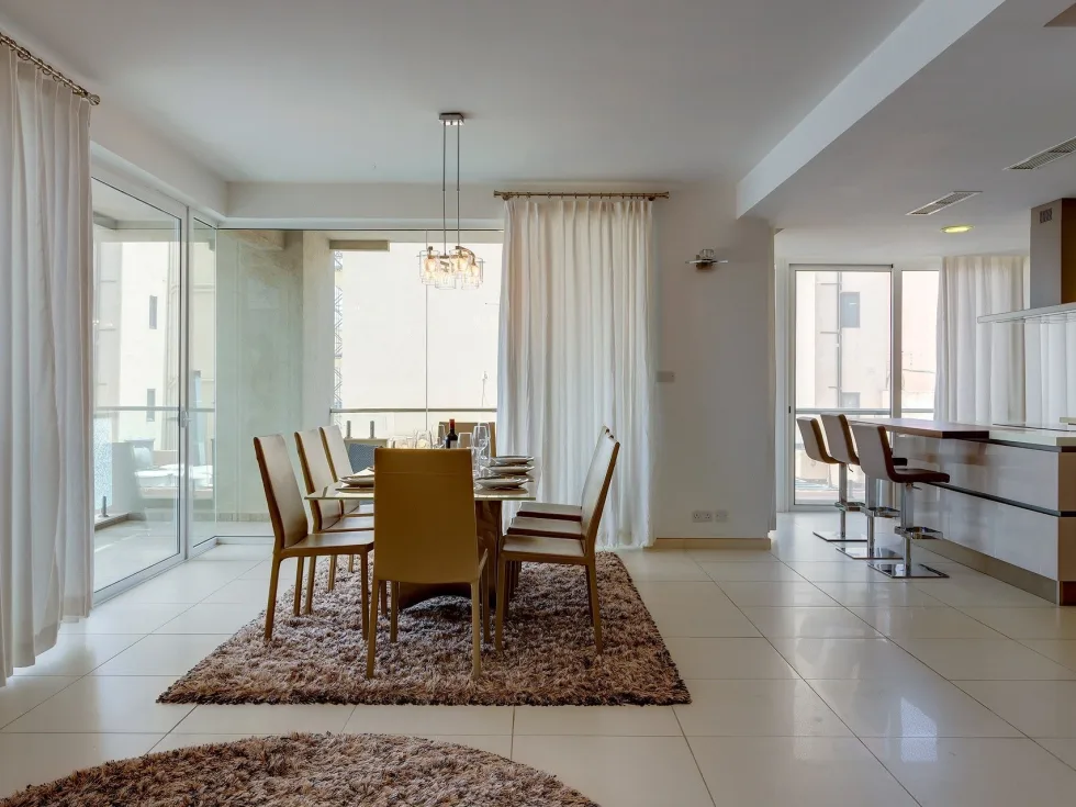 3 bed Apartment For Rent in Sliema, Sliema - thumb 13