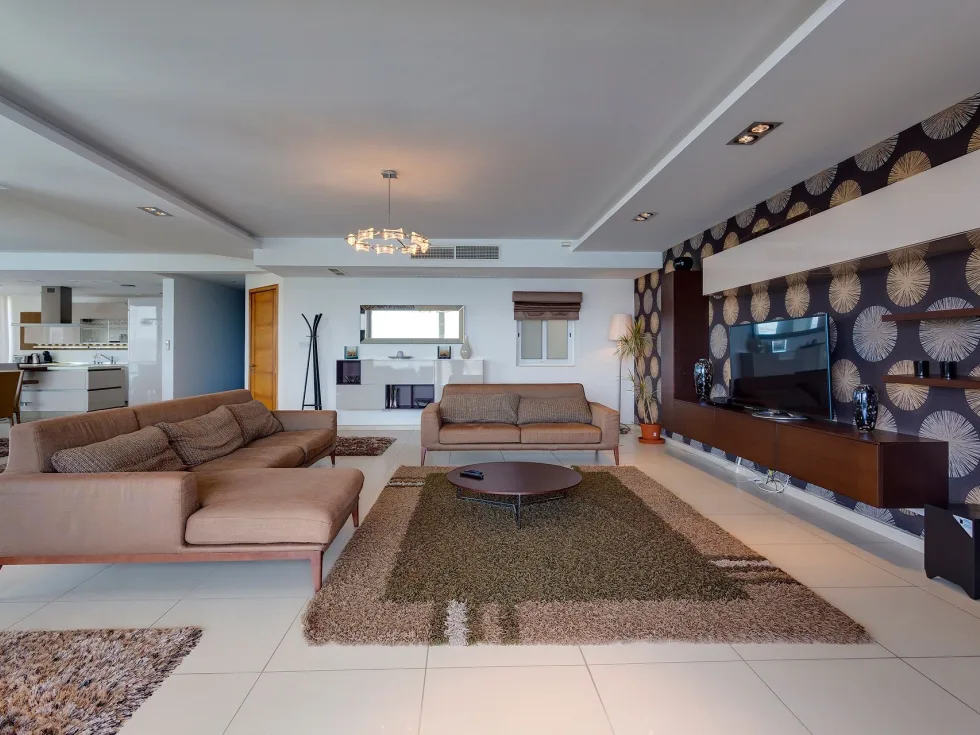 3 bed Apartment For Rent in Sliema, Sliema - thumb 8