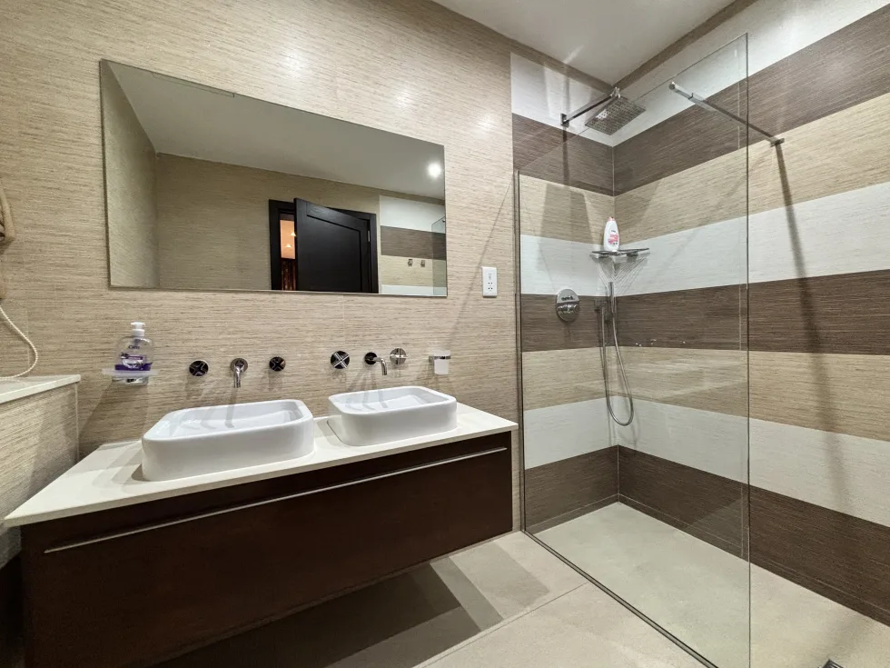 3 bed Apartment For Rent in Sliema, Sliema - thumb 11