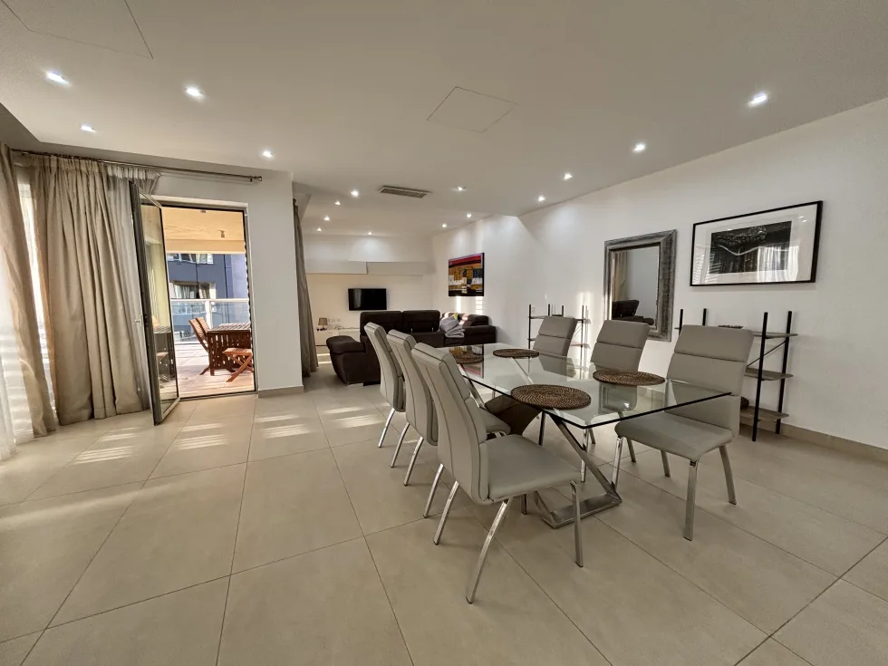 3 bed Apartment For Rent in Sliema, Sliema - thumb 2