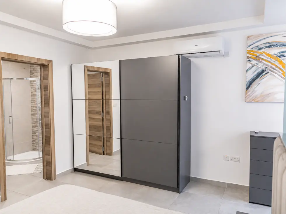2 bed Apartment For Rent in Sliema, Sliema - thumb 11