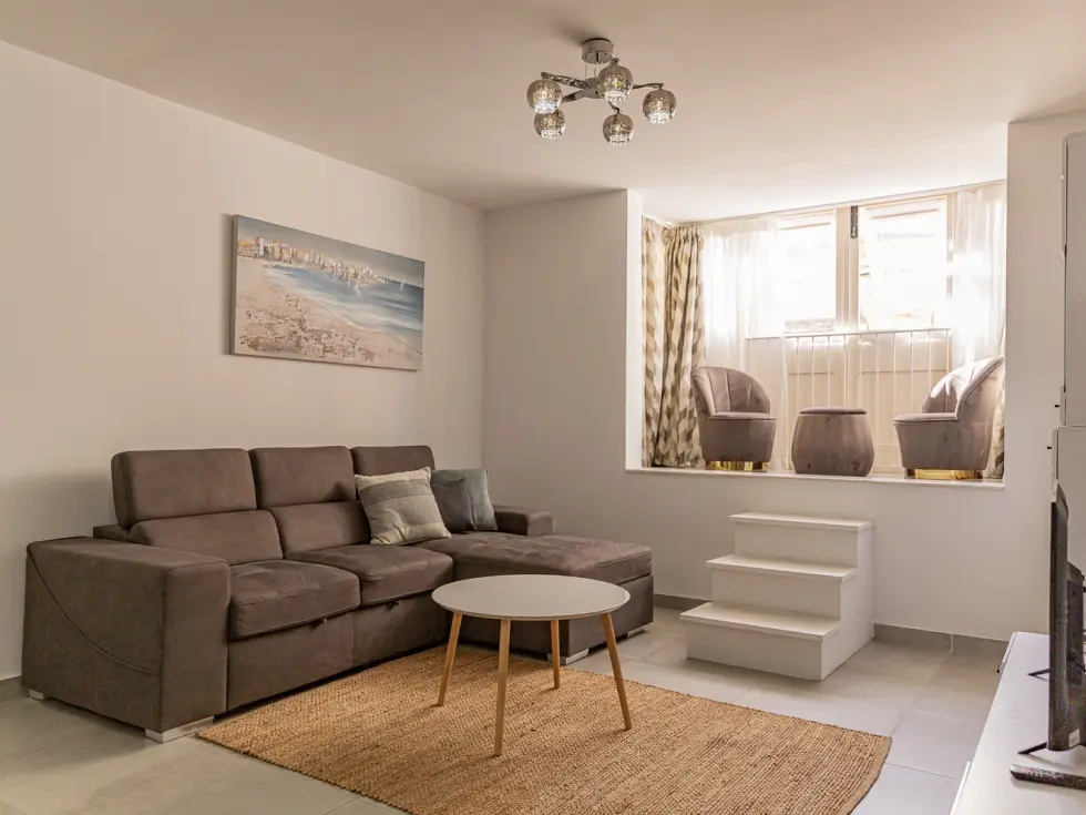 2 bed Apartment For Rent in Sliema, Sliema - thumb 3