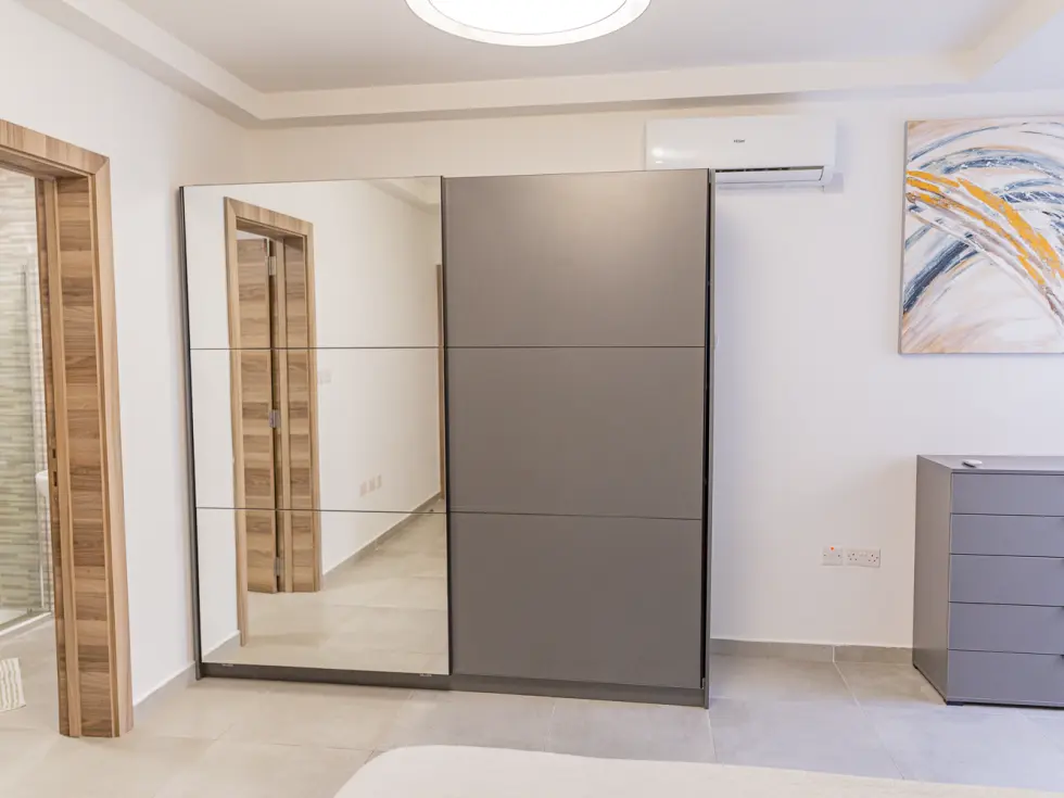 2 bed Apartment For Rent in Sliema, Sliema - thumb 9