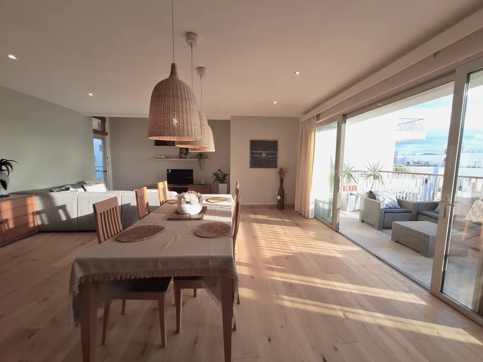 3 bed Apartment For Rent in Sliema, Sliema - thumb 1