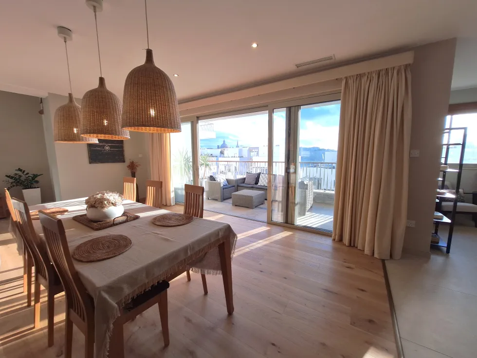 3 bed Apartment For Rent in Sliema, Sliema - thumb 2