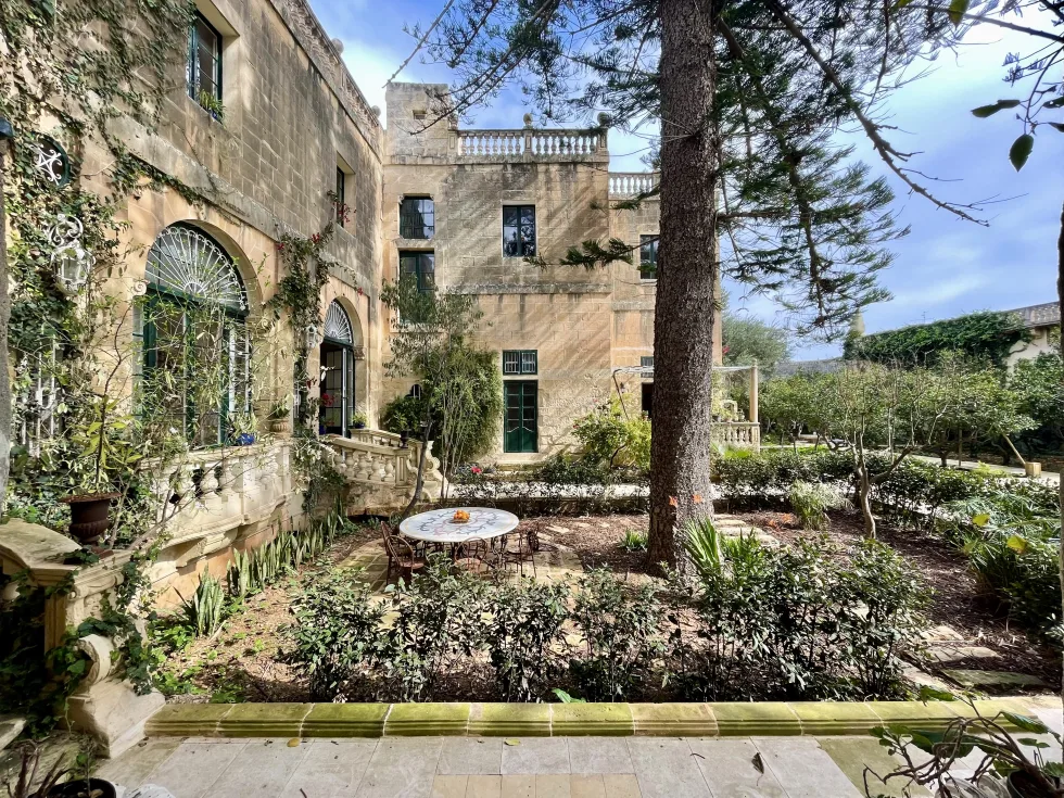 5 bed Palazzo For Sale in Zebbug, Zebbug - thumb 17