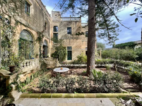 5 bed Palazzo For Sale in Zebbug, Zebbug - thumb 17