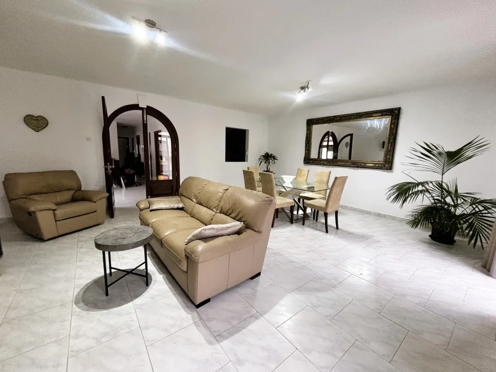 3 bed Maisonette For Rent in St Julian's, St Julian's - thumb 1