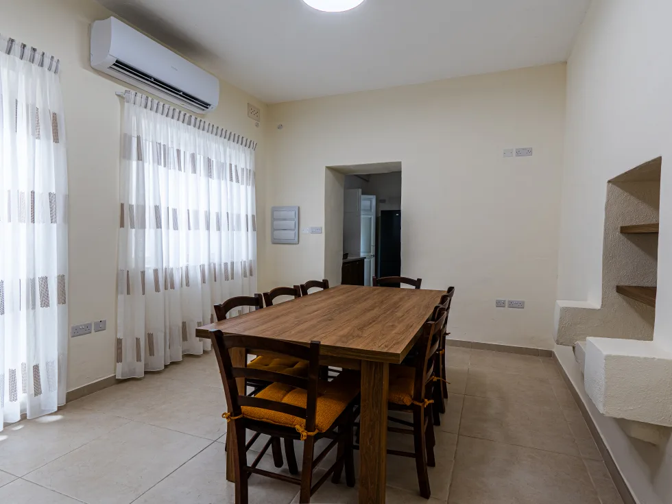 8 bed Town House For Rent in Mgarr, Mgarr - thumb 2