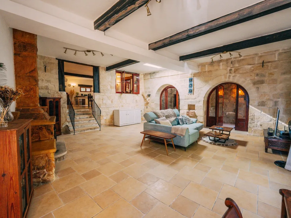 4 bed Farmhouse For Rent in Bahar ic-Caghaq, Bahar ic-Caghaq - thumb 5