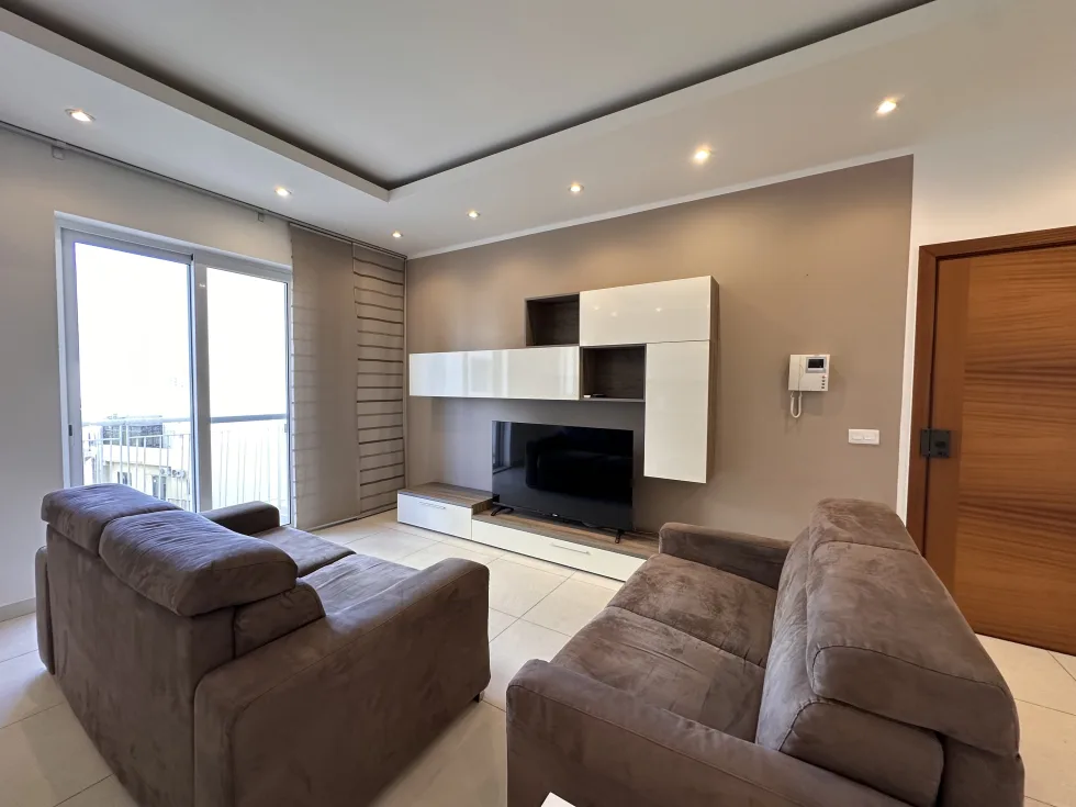 2 bed Apartment For Rent in St Julian's, St Julian's - thumb 1