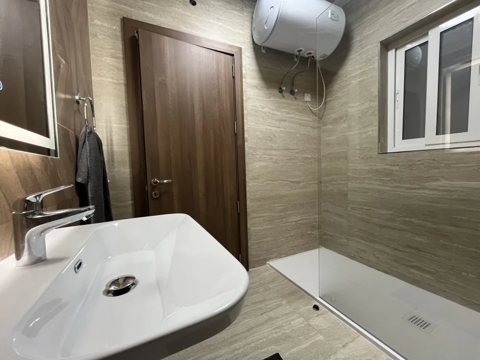 3 bed Apartment For Rent in San Gwann, San Gwann - thumb 9