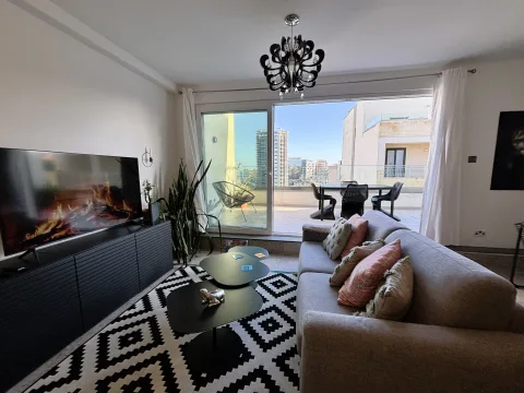2 bed Penthouse For Rent in Sliema, Sliema - thumb 5