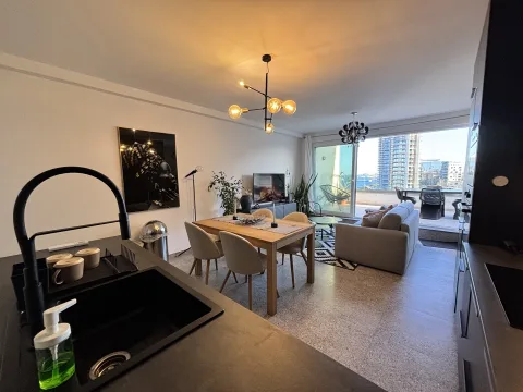 2 bed Penthouse For Rent in Sliema, Sliema - thumb 8