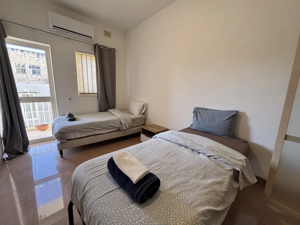 3 bed Apartment For Rent in Sliema, Sliema - thumb 10