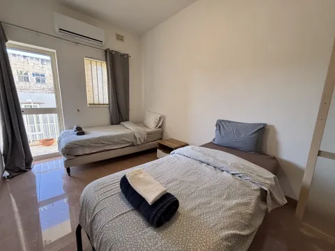 3 bed Apartment For Rent in Sliema, Sliema - thumb 10