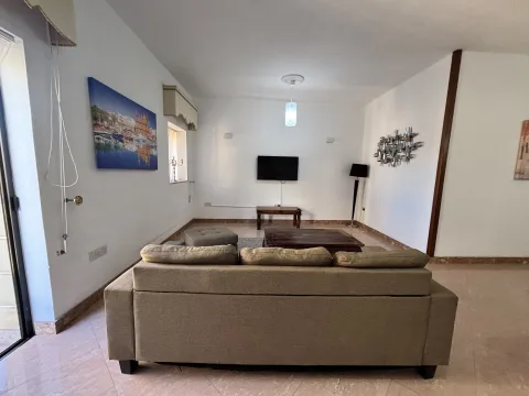3 bed Apartment For Rent in Sliema, Sliema - thumb 2