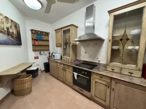 3 bed Apartment For Rent in Sliema, Sliema - thumb 5