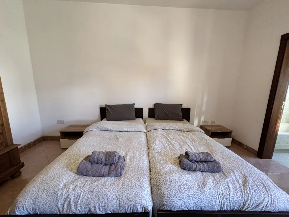 3 bed Apartment For Rent in Sliema, Sliema - thumb 9