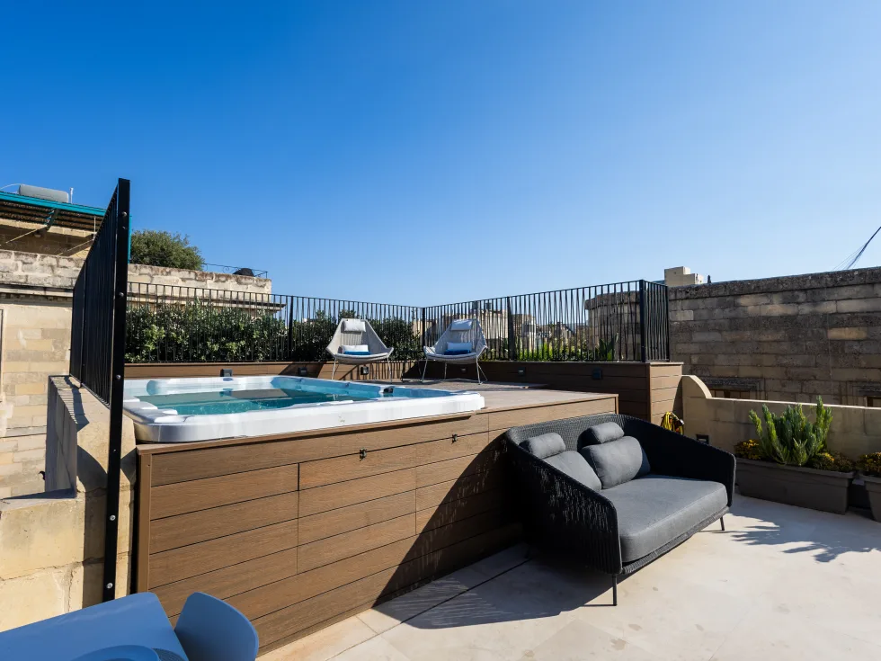 7 bed  For Sale in Valletta, Valletta - thumb 2