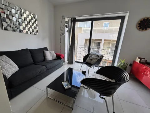 2 bed Apartment For Rent in Sliema, Sliema - thumb 2